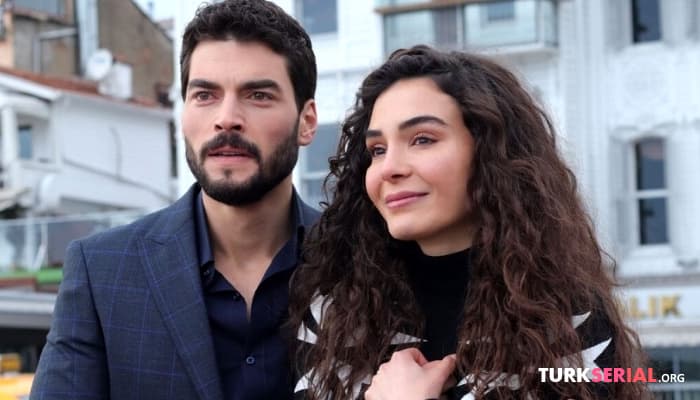 сериал Актриса Ярен рассказала о причине ссоры Акына и Эбру