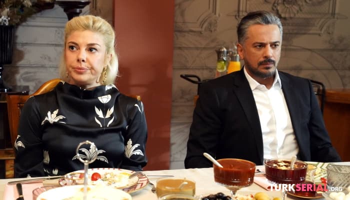 сериал Гезде Кансу прокомментировала слухи об отношениях с Эмре Алтугом, неожиданный развод
